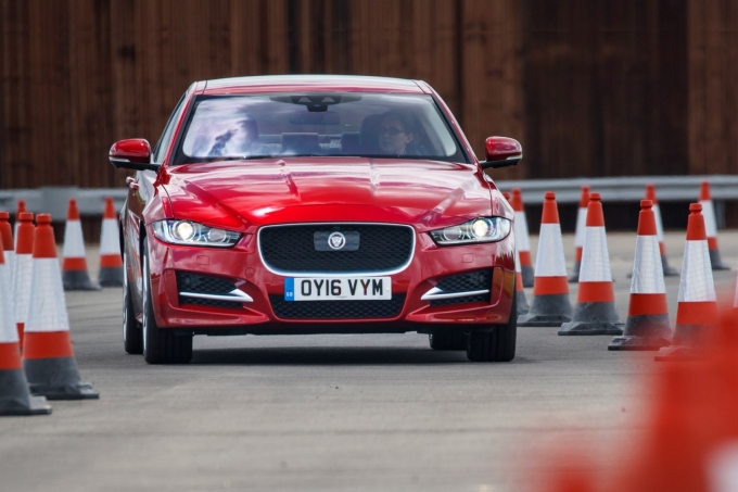 Jaguar и Land Rover снова мечтают об автономии!