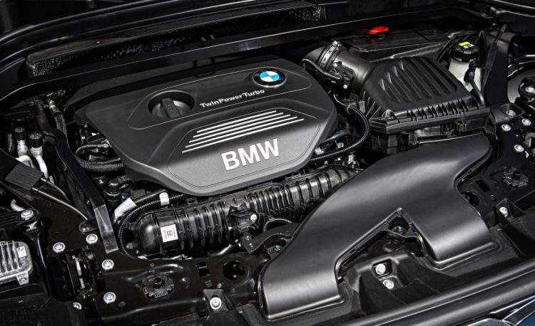 Фото двигателя BMW X1