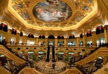 В казино Вулкан играть можно бесплатно Вулкан казино